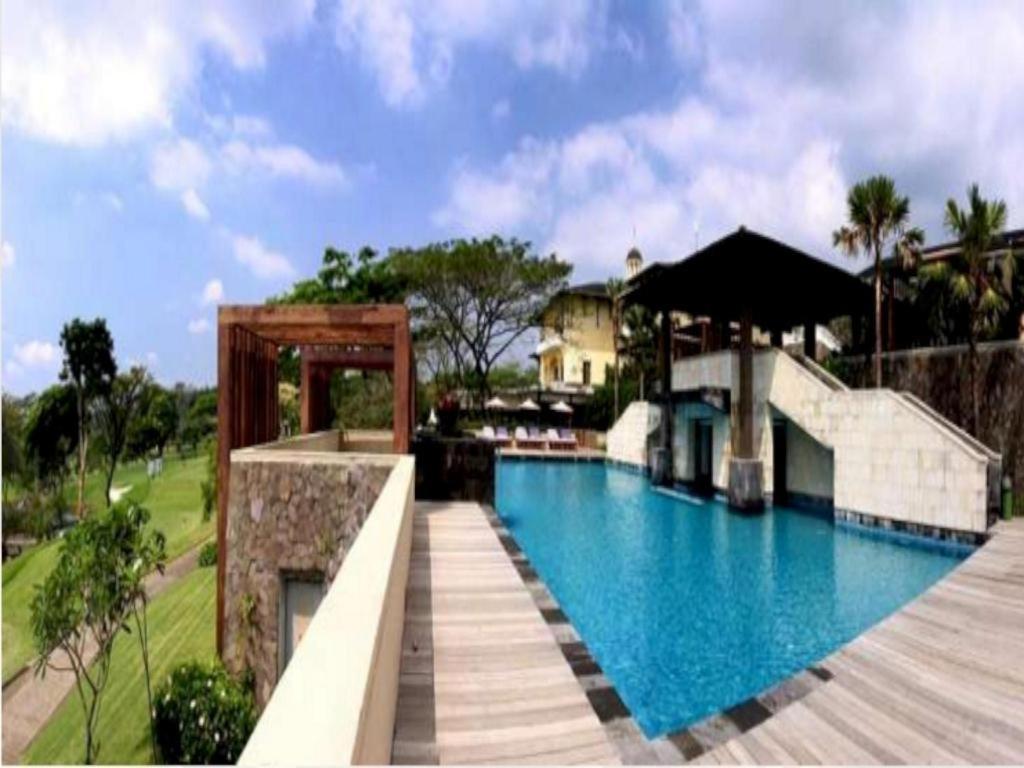 Taman Dayu Golf Club And Resort Prigen Esterno foto