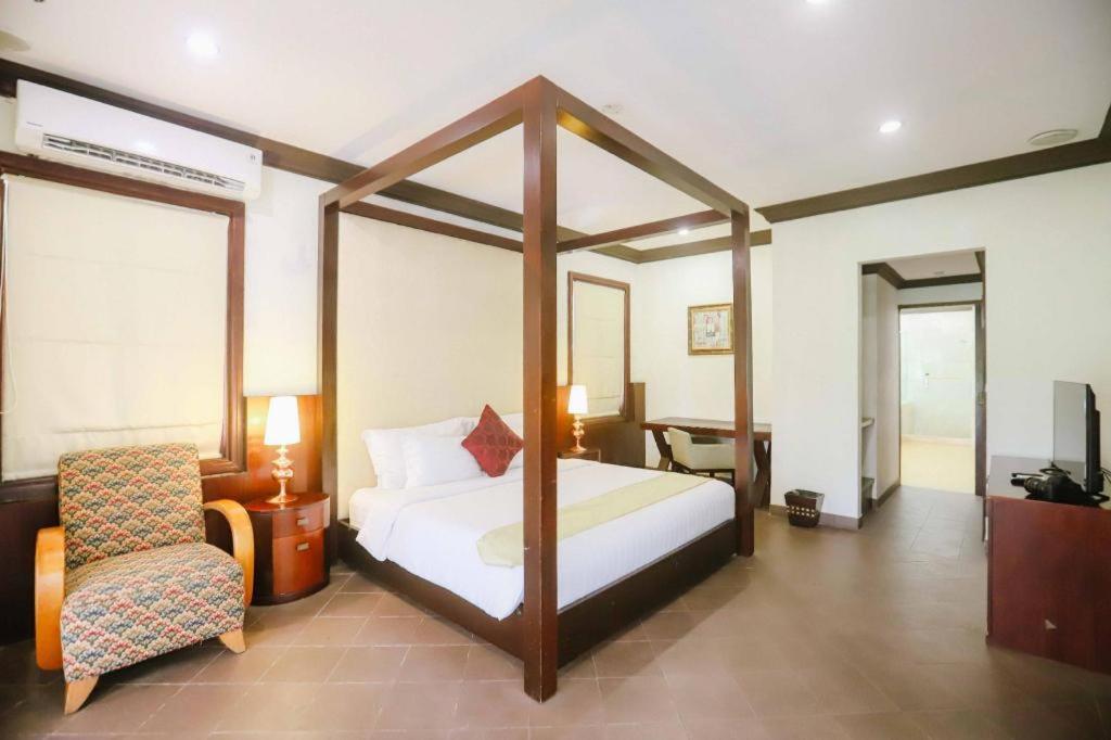 Taman Dayu Golf Club And Resort Prigen Esterno foto
