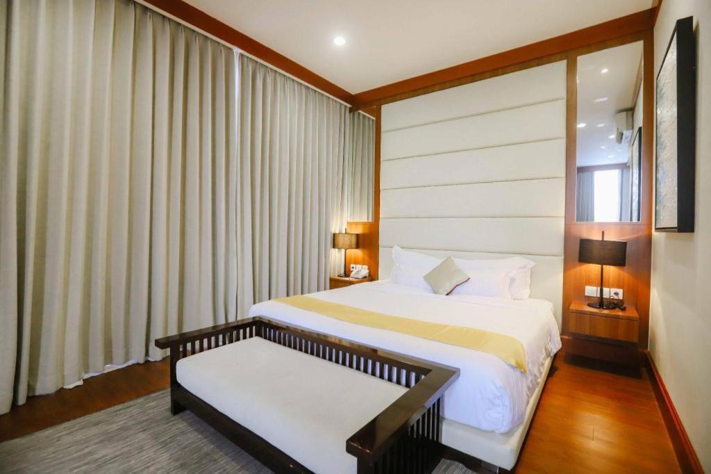 Taman Dayu Golf Club And Resort Prigen Esterno foto